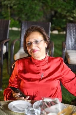 Dr. Dr Mona Shafik Youssef